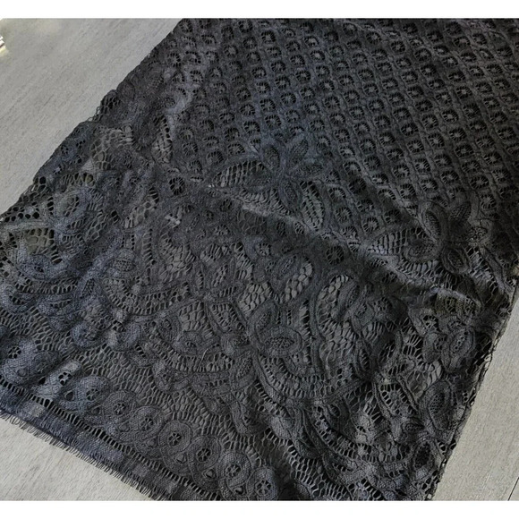 Isaac Mizrahi Live! Sleveless Black Lace Eyelet Shift Dress Small - Picture 6 of 7